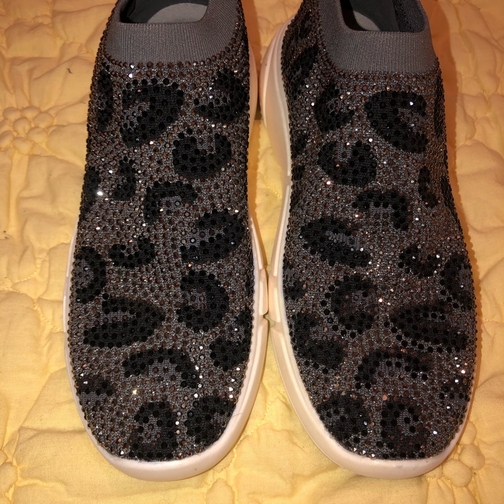 Shoes/sneakers - Picture 5 of 6
